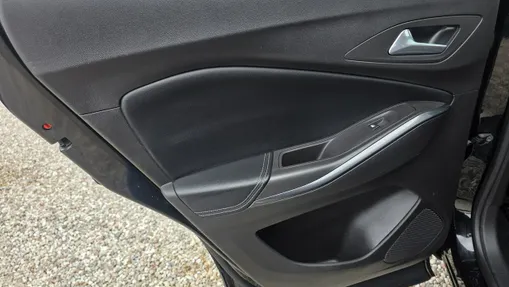 OPEL Grandland X -