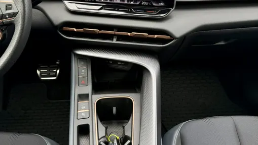 CUPRA Terramar -