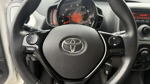 TOYOTA Aygo -