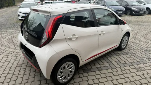 TOYOTA Aygo -