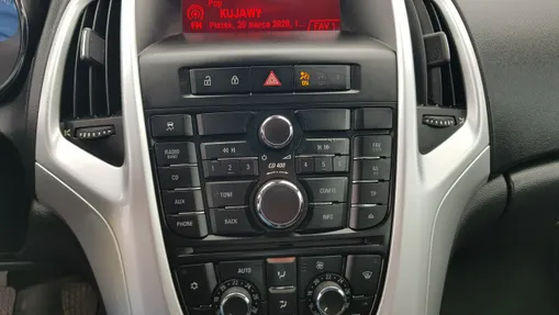 OPEL Astra -