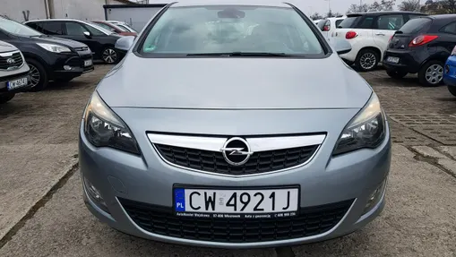 OPEL Astra -