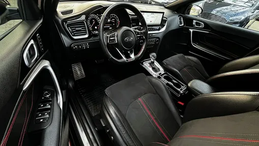 KIA ProCeed -