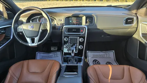 VOLVO S60 -