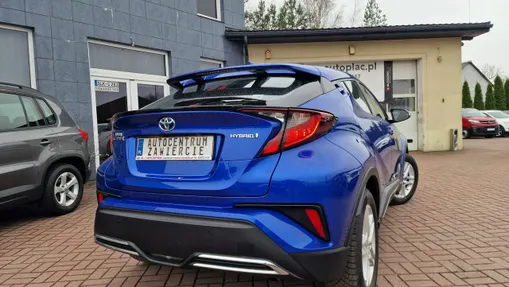 TOYOTA C-HR -