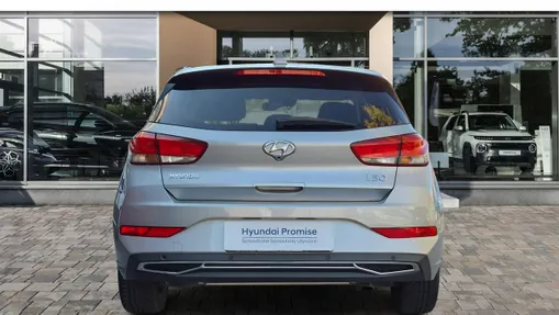 HYUNDAI i30 -