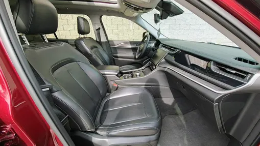 JEEP Grand Cherokee -