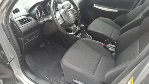 SUZUKI Swift -