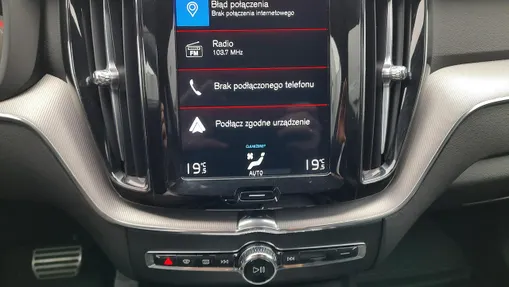 VOLVO XC60 -