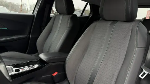 PEUGEOT 2008 -