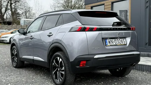 PEUGEOT 2008 -