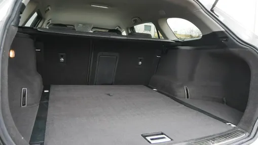 TOYOTA Avensis -