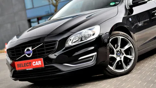 VOLVO V60 -