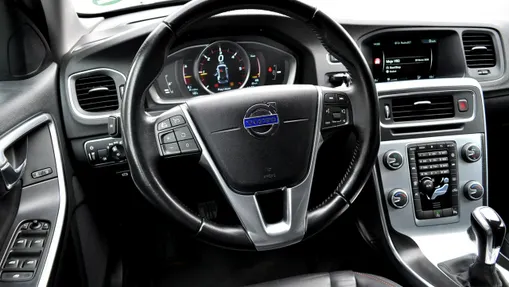 VOLVO V60 -