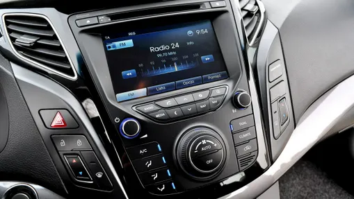 HYUNDAI i40 -