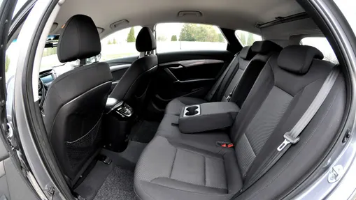 HYUNDAI i40 -