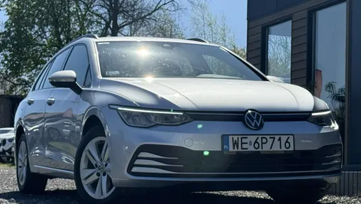 VOLKSWAGEN Golf -
