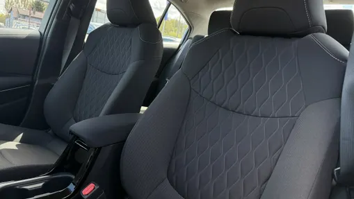 TOYOTA Corolla -