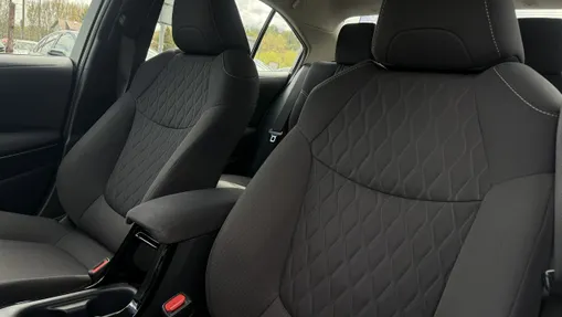 TOYOTA Corolla -