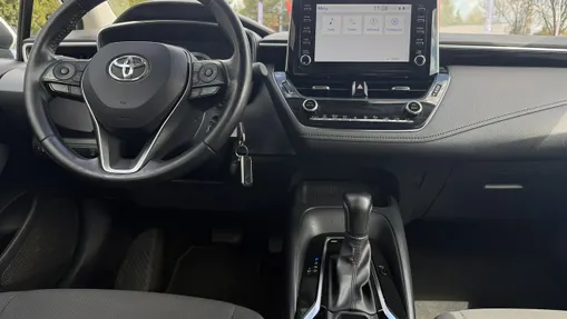 TOYOTA Corolla -