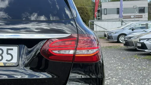 MERCEDES-BENZ C Klasa -