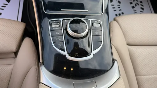 MERCEDES-BENZ C Klasa -