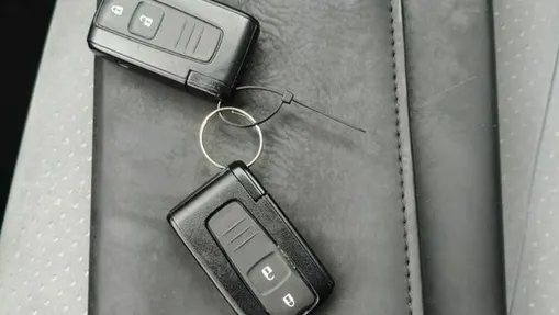TOYOTA Prius -