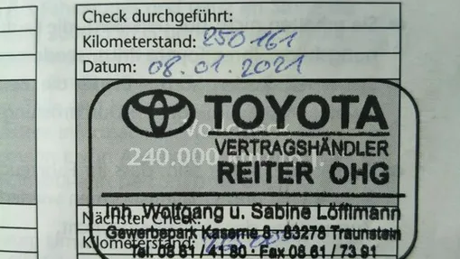 TOYOTA Prius -