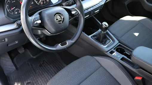 SKODA Octavia -