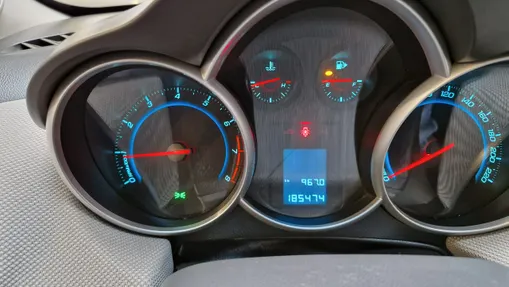 CHEVROLET Cruze -