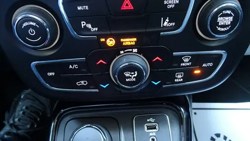 JEEP Compass -