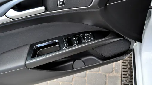 FORD Mondeo -