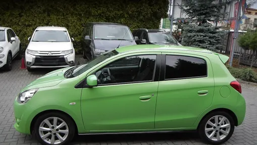 MITSUBISHI Space Star -