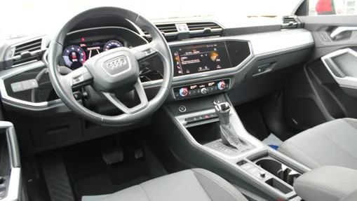 AUDI Q3 -