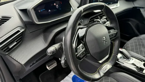 PEUGEOT 2008 -