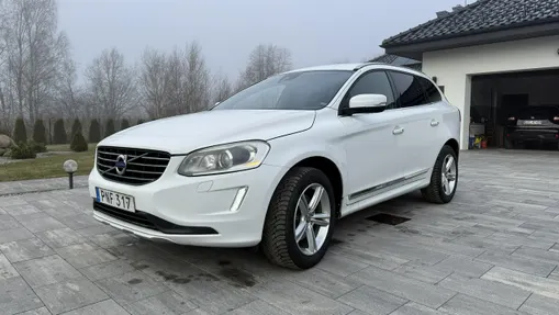 VOLVO XC60 -