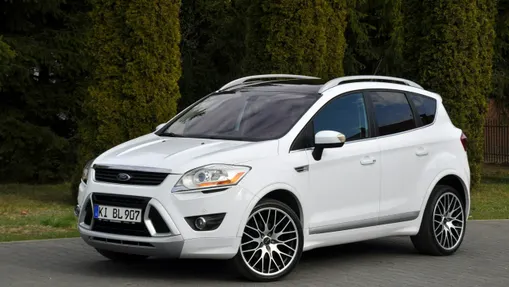 FORD Kuga -