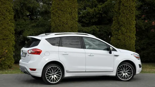 FORD Kuga -