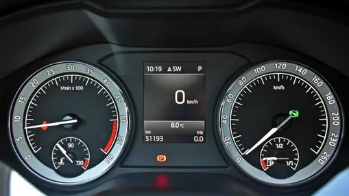 SKODA Karoq -