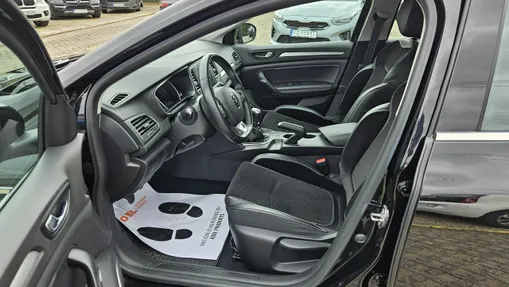 RENAULT Megane -
