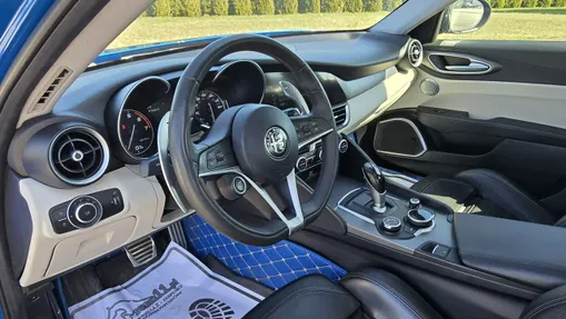 ALFA ROMEO Giulia -