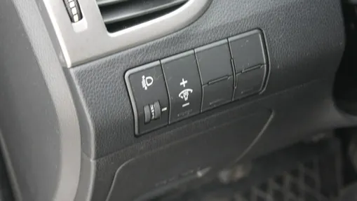 HYUNDAI i30 -