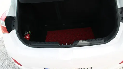 HYUNDAI i30 -
