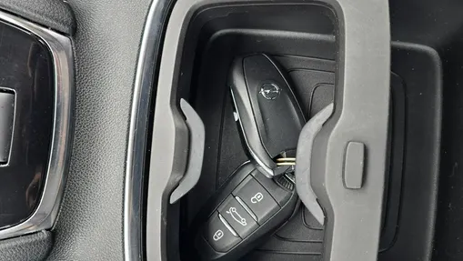 OPEL Grandland X -