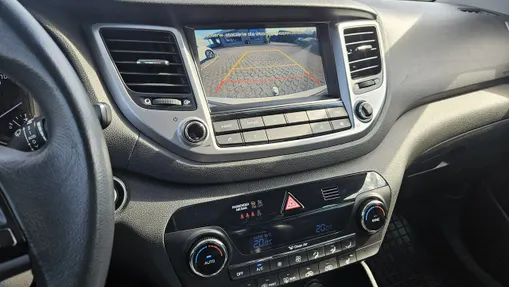 HYUNDAI Tucson -