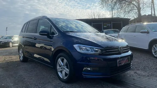 VOLKSWAGEN Touran -