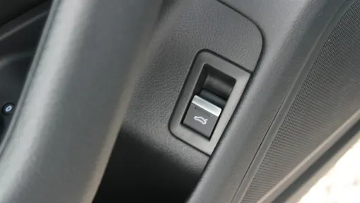AUDI A6 -