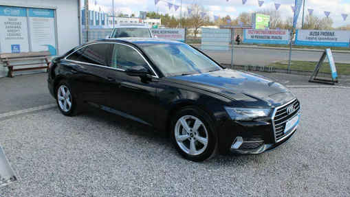 AUDI A6 -
