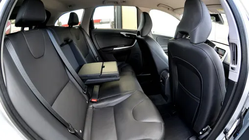 VOLVO XC60 -