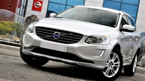 VOLVO XC60 -